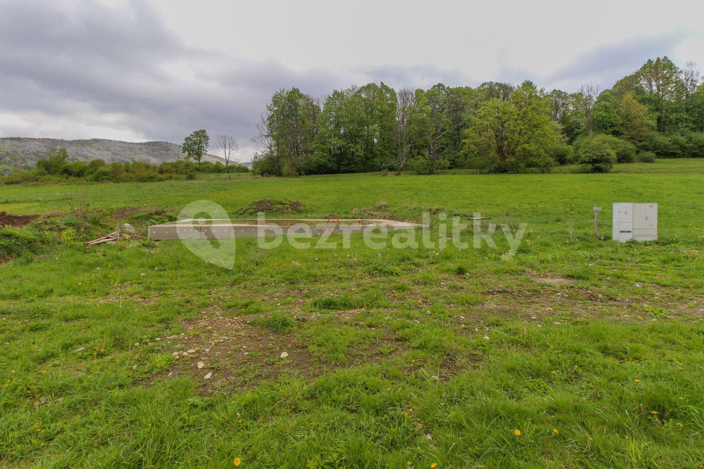 Prodej pozemku 1.102 m², Vápenná, Olomoucký kraj