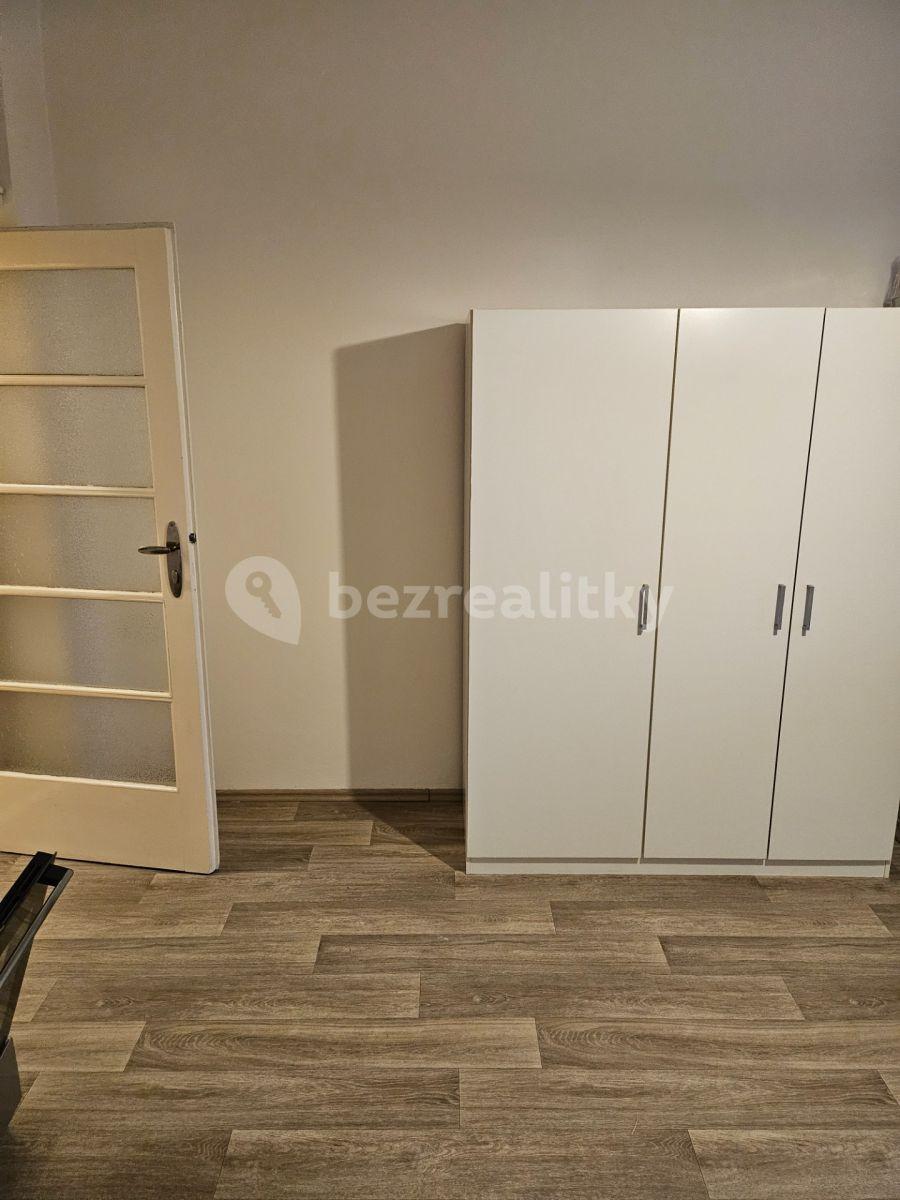 Pronájem bytu Garsoniéra 22 m², Vrchlického, Praha, Praha