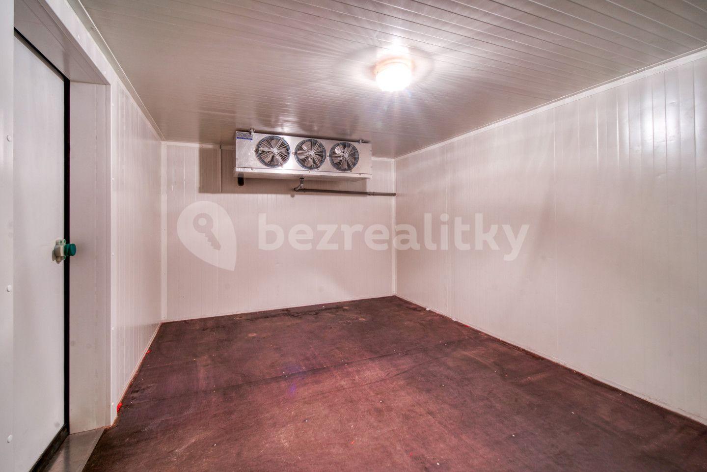 Prodej nebytového prostoru 603 m², Potvorov, Plzeňský kraj