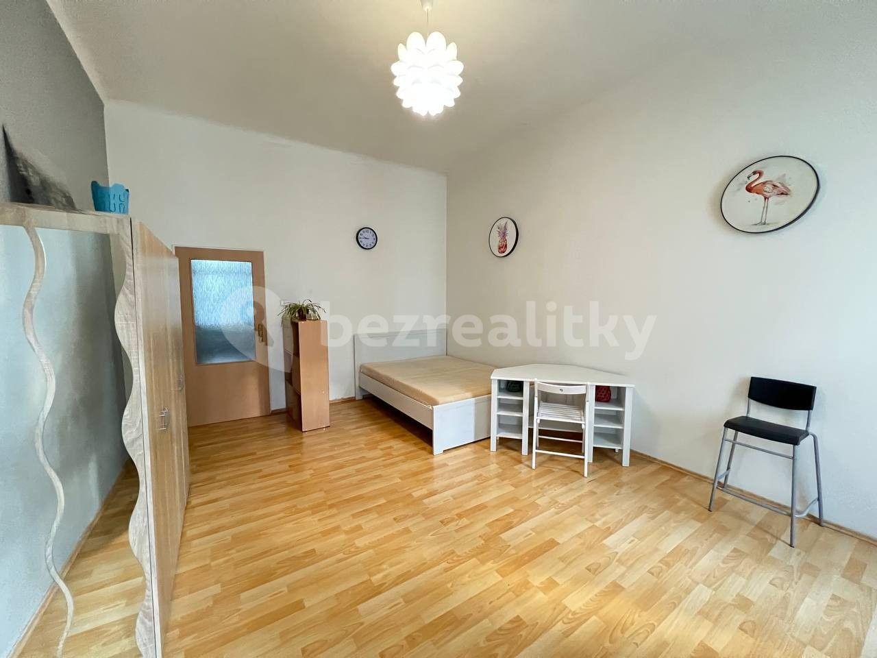 Pronájem bytu 1+1 44 m², Husitská, Praha, Praha