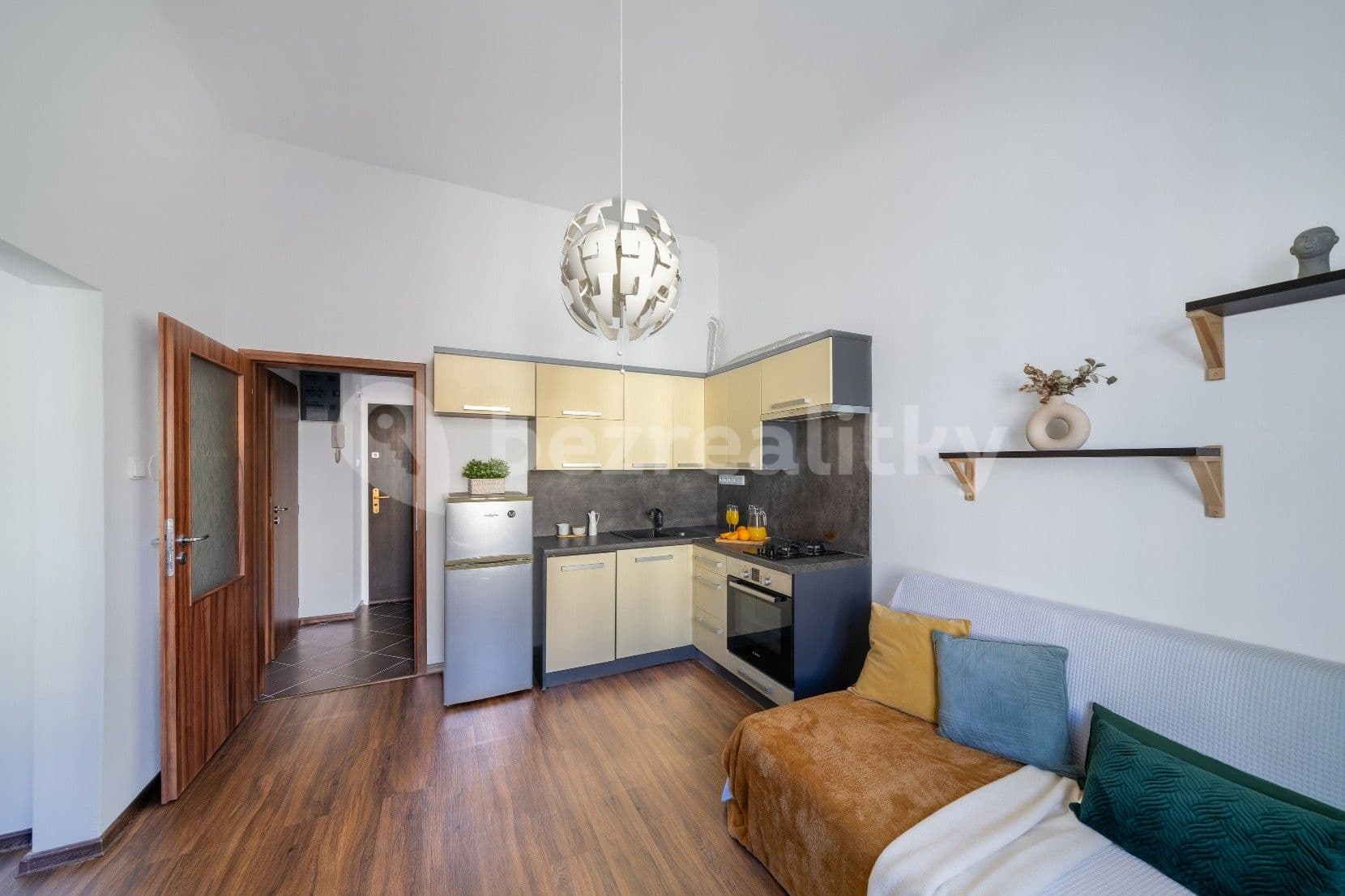Pronájem bytu 1+1 26 m², Moskevská, Praha, Praha Pronájem bytu 1+1 26 m², Moskevská, Praha, Praha