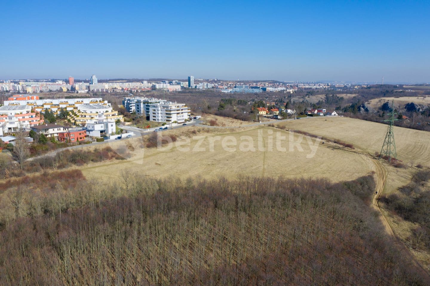 Prodej pozemku 23.769 m², Klausova, Praha, Praha