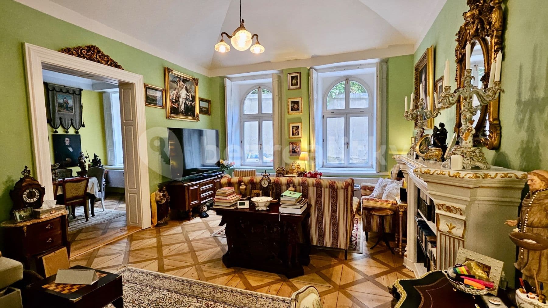 Prodej bytu 3+1 92 m², Holečkova, Praha, Praha