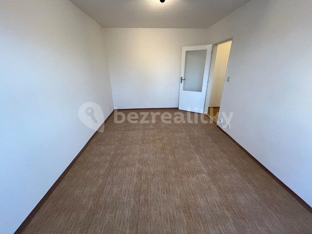 Pronájem bytu 2+1 42 m², Mírová, Milovice, Středočeský kraj Pronájem bytu 2+1 42 m², Mírová, Milovice, Středočeský kraj