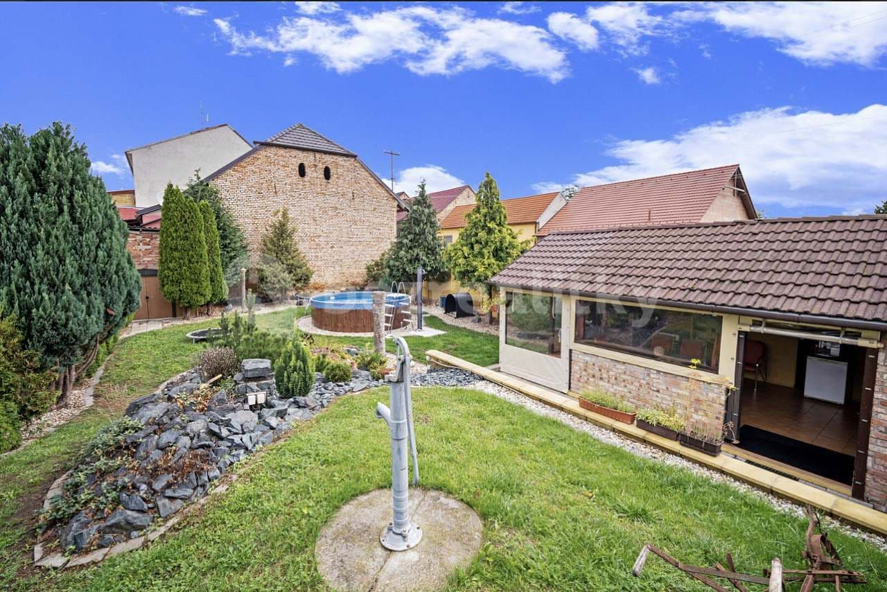 Pronájem chaty, chalupy, Mutěnice, Jihomoravský kraj Pronájem chaty, chalupy, Mutěnice, Jihomoravský kraj