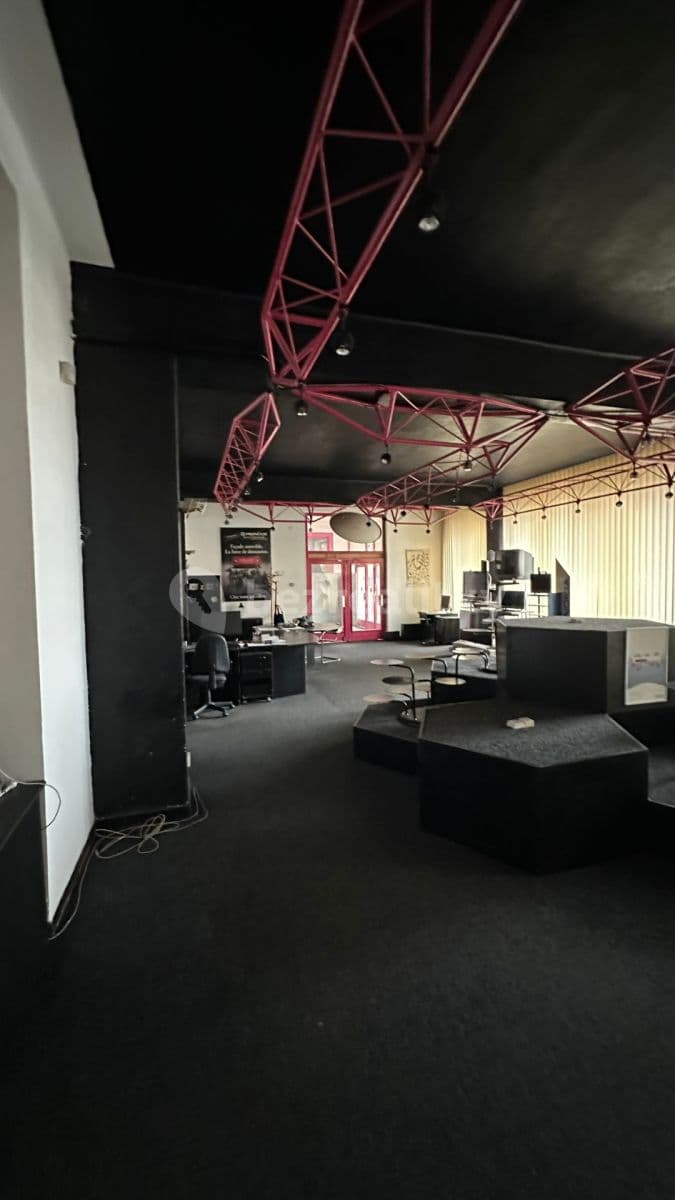 Pronájem nebytového prostoru 500 m², Zahradní, Klatovy, Plzeňský kraj Pronájem nebytového prostoru 500 m², Zahradní, Klatovy, Plzeňský kraj