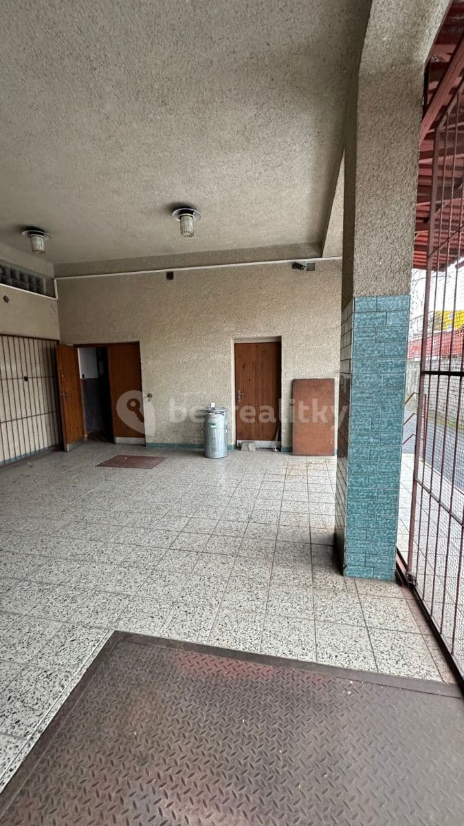 Pronájem nebytového prostoru 500 m², Zahradní, Klatovy, Plzeňský kraj Pronájem nebytového prostoru 500 m², Zahradní, Klatovy, Plzeňský kraj