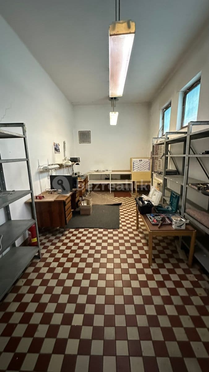 Pronájem nebytového prostoru 500 m², Zahradní, Klatovy, Plzeňský kraj Pronájem nebytového prostoru 500 m², Zahradní, Klatovy, Plzeňský kraj