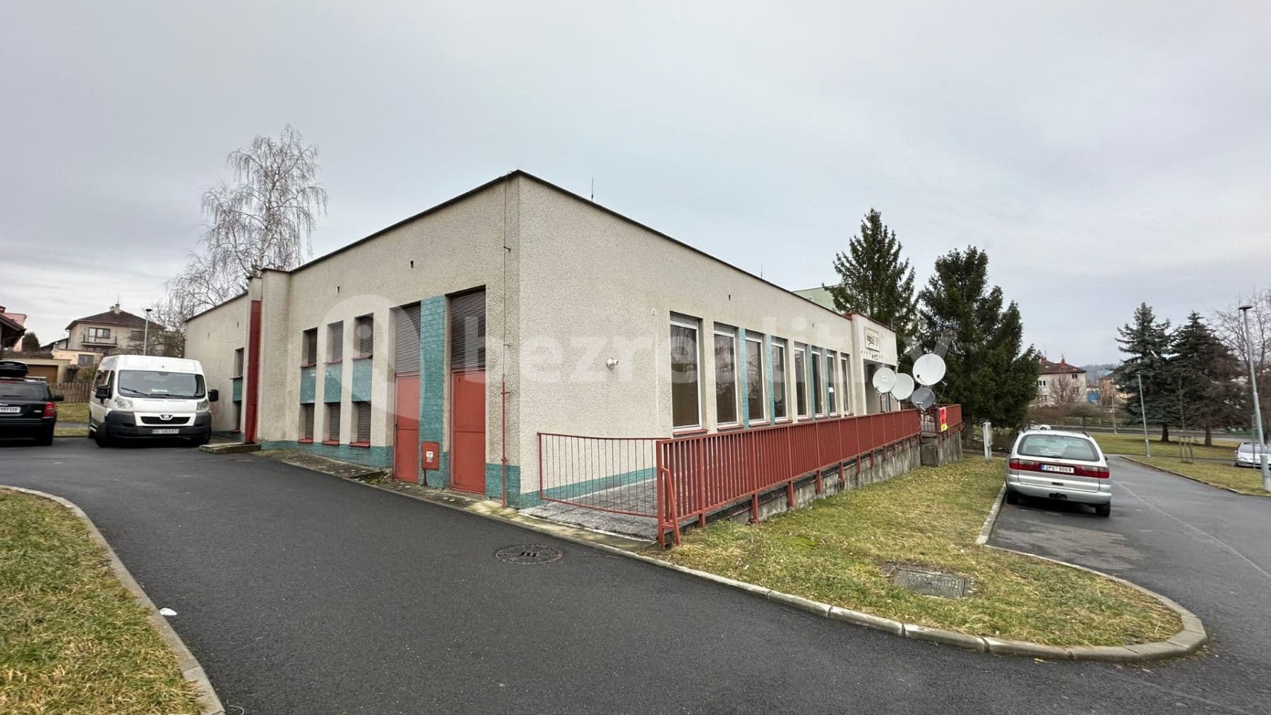 Pronájem nebytového prostoru 500 m², Zahradní, Klatovy, Plzeňský kraj Pronájem nebytového prostoru 500 m², Zahradní, Klatovy, Plzeňský kraj