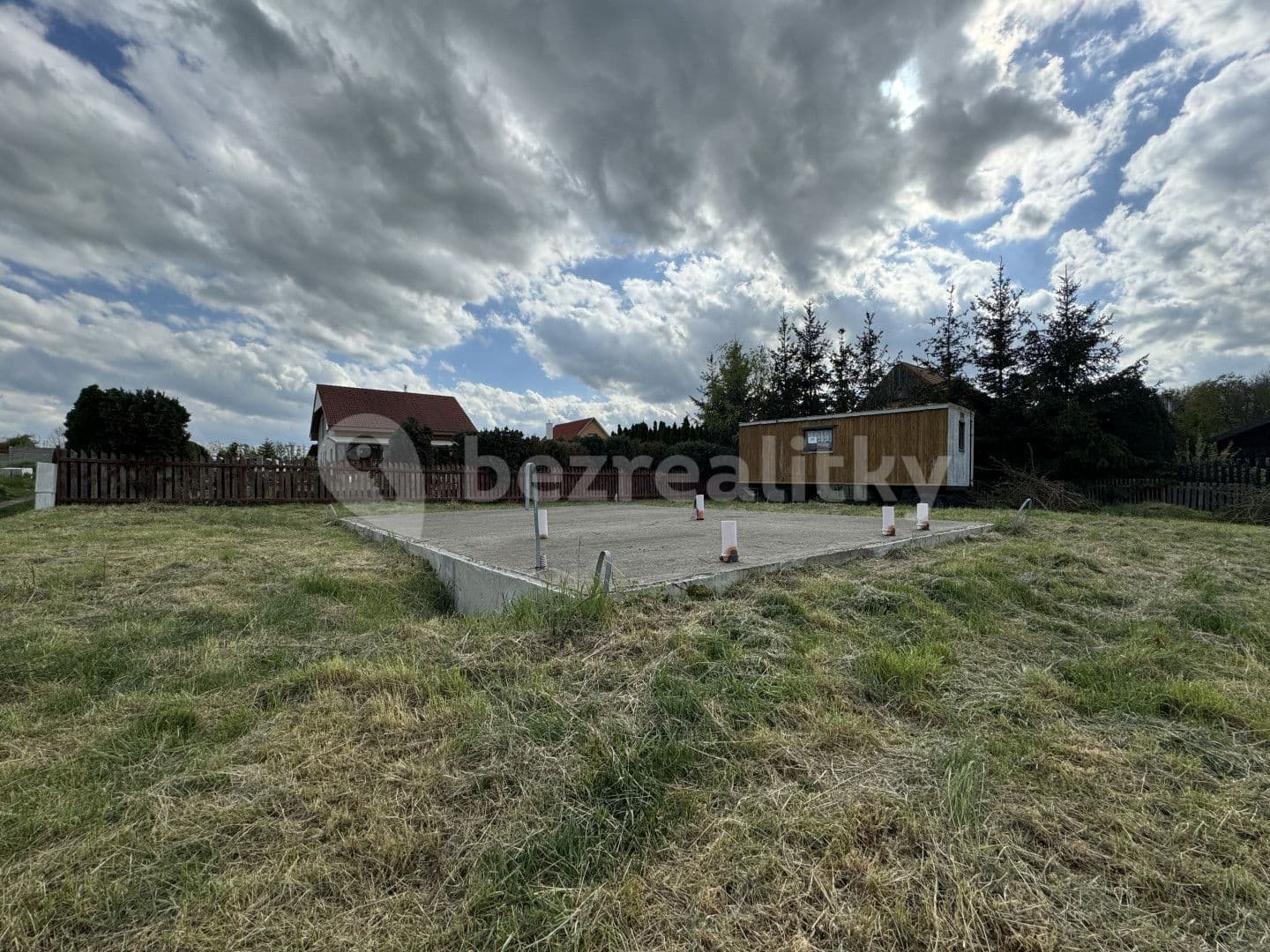 Prodej pozemku 500 m², Chbany, Ústecký kraj