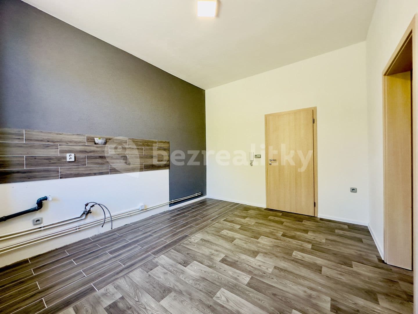 Prodej bytu 2+1 59 m², Vídeňská, Nová Bystřice, Jihočeský kraj