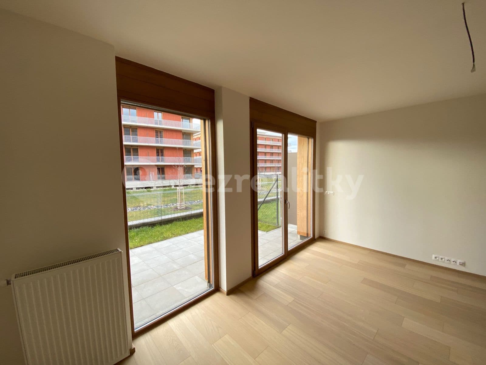 Pronájem bytu 1+kk 41 m², Vrátnická, Praha, Praha Pronájem bytu 1+kk 41 m², Vrátnická, Praha, Praha