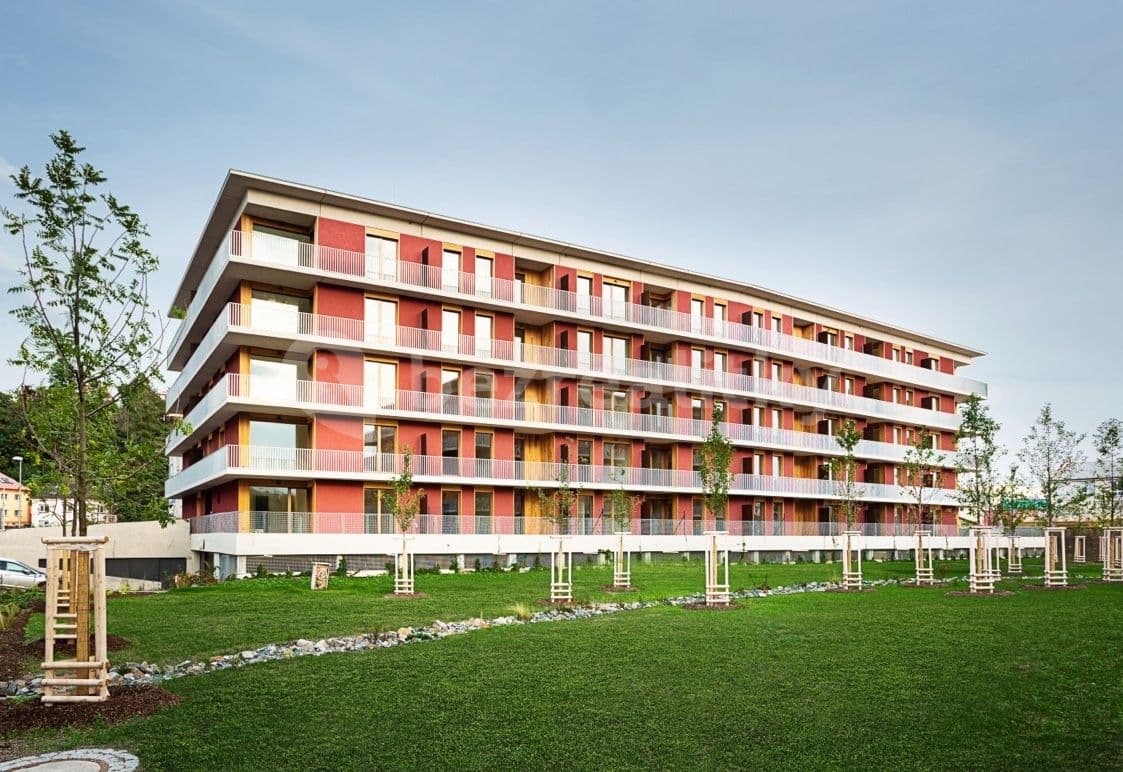 Pronájem bytu 1+kk 41 m², Vrátnická, Praha, Praha Pronájem bytu 1+kk 41 m², Vrátnická, Praha, Praha