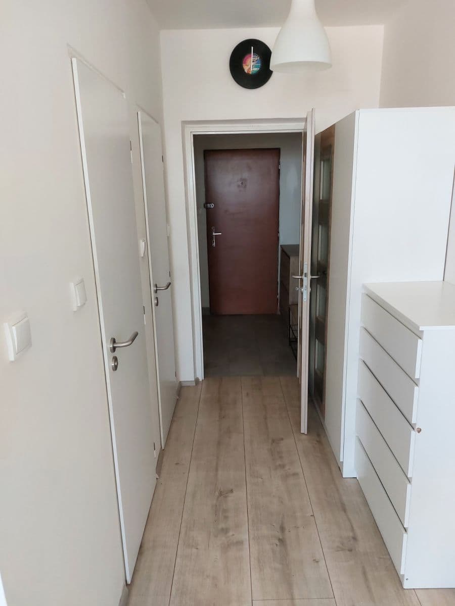 Pronájem bytu 1+kk 28 m², Jahodová, Praha, Praha Pronájem bytu 1+kk 28 m², Jahodová, Praha, Praha