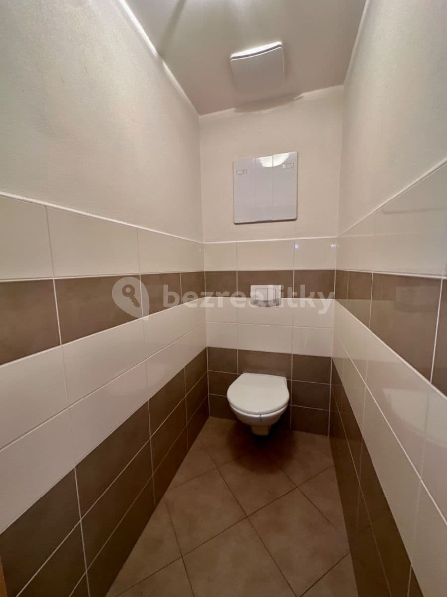 Pronájem bytu 2+kk 66 m², Rubínová, Liberec, Liberecký kraj Pronájem bytu 2+kk 66 m², Rubínová, Liberec, Liberecký kraj