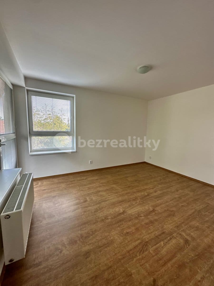 Pronájem bytu 2+kk 66 m², Rubínová, Liberec, Liberecký kraj Pronájem bytu 2+kk 66 m², Rubínová, Liberec, Liberecký kraj