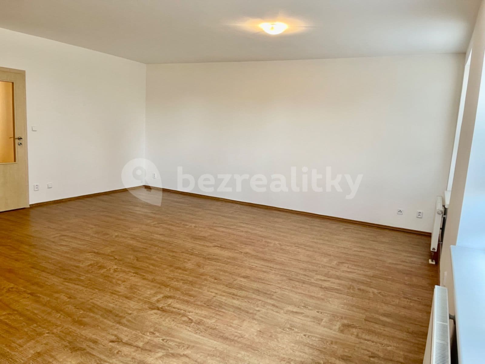 Pronájem bytu 2+kk 66 m², Rubínová, Liberec, Liberecký kraj Pronájem bytu 2+kk 66 m², Rubínová, Liberec, Liberecký kraj
