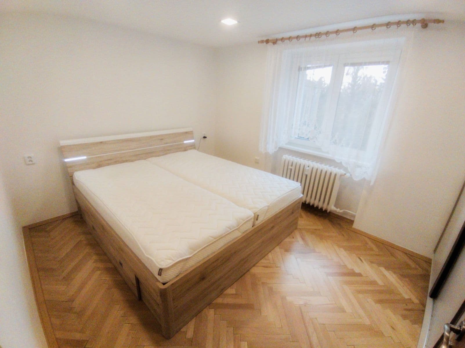 Pronájem bytu 3+1 80 m², Tvrdého, Praha, Praha Pronájem bytu 3+1 80 m², Tvrdého, Praha, Praha