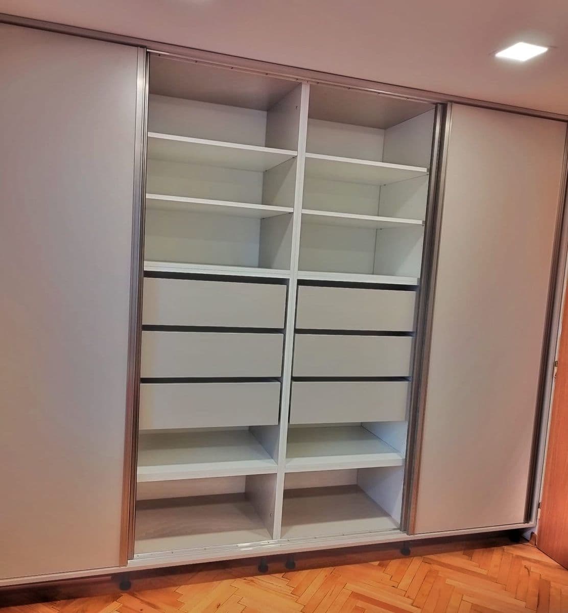 Pronájem bytu 3+1 80 m², Tvrdého, Praha, Praha Pronájem bytu 3+1 80 m², Tvrdého, Praha, Praha