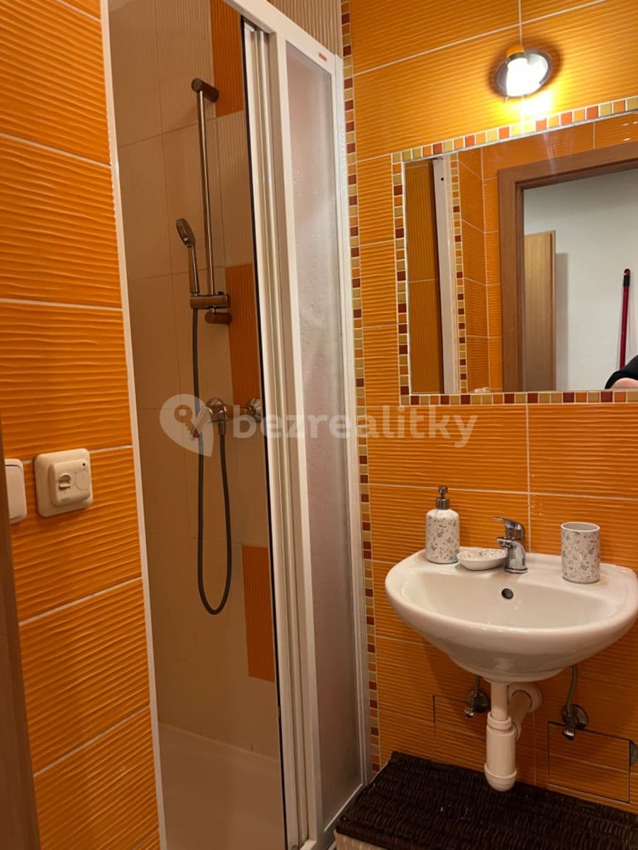 Pronájem bytu 2+kk 42 m², Valčíkova, Praha, Praha Pronájem bytu 2+kk 42 m², Valčíkova, Praha, Praha