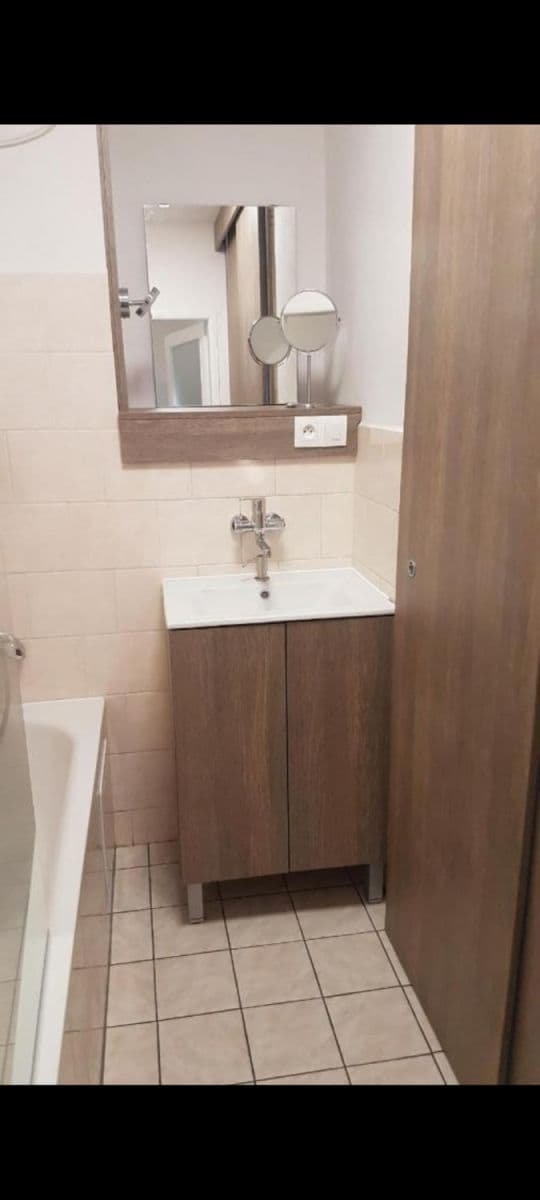 Pronájem bytu 54 m², Jižní čtvrť II, Přerov, Olomoucký kraj Pronájem bytu 54 m², Jižní čtvrť II, Přerov, Olomoucký kraj