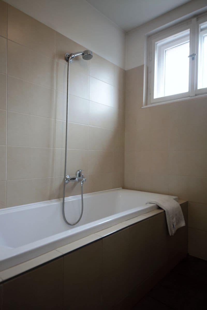 Pronájem bytu 48 m², Irkutská, Praha, Praha Pronájem bytu 48 m², Irkutská, Praha, Praha