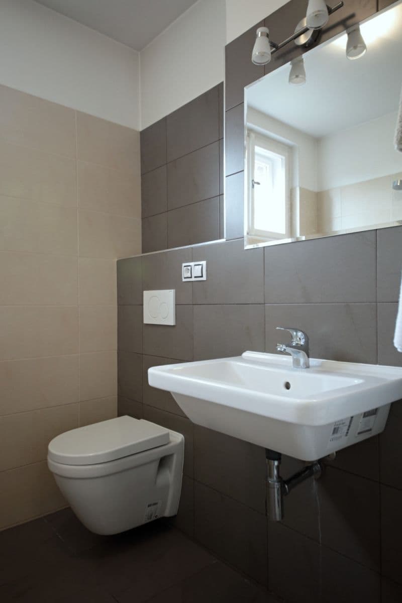 Pronájem bytu 48 m², Irkutská, Praha, Praha Pronájem bytu 48 m², Irkutská, Praha, Praha