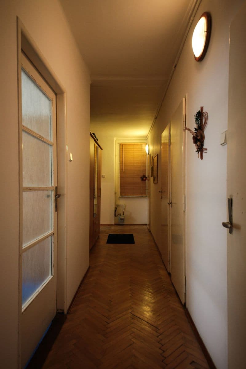 Pronájem bytu 90 m², Stroupežnického, Praha, Praha Pronájem bytu 90 m², Stroupežnického, Praha, Praha