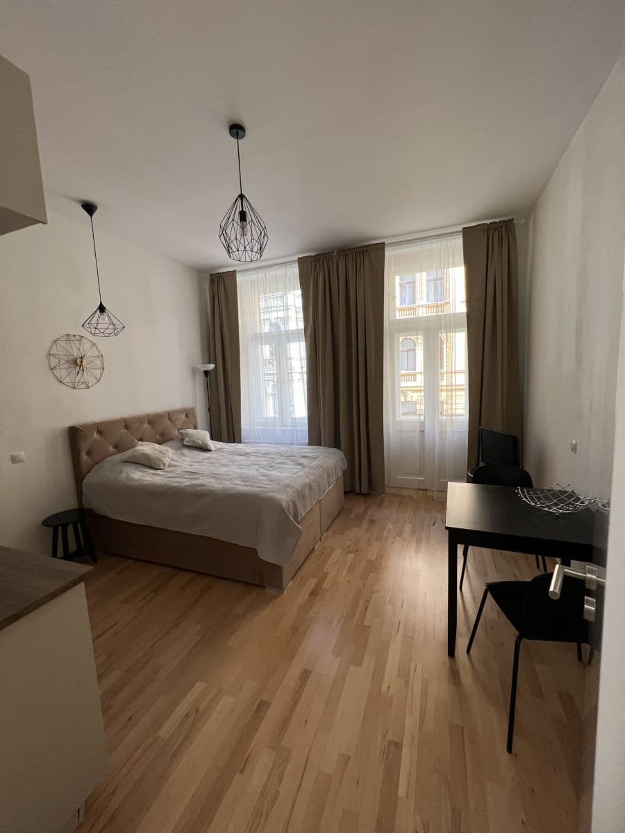 Pronájem bytu  26 m², Tyršova, Praha, Praha Pronájem bytu  26 m², Tyršova, Praha, Praha