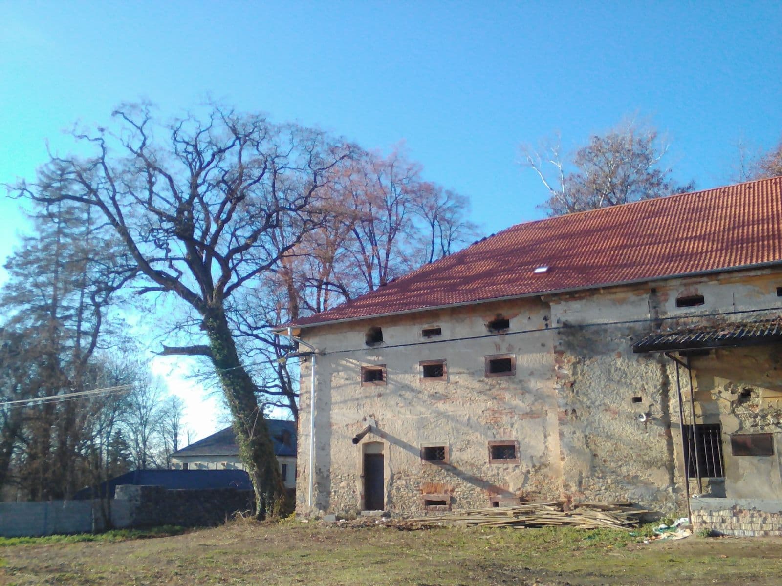 Prodej nebytového prostoru 900 m², Polní Voděrady, Středočeský kraj Prodej nebytového prostoru 900 m², Polní Voděrady, Středočeský kraj