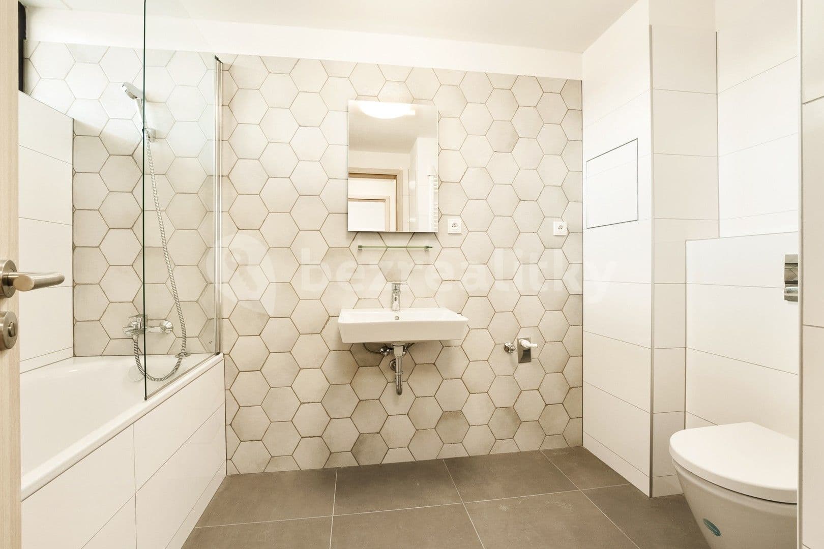 Pronájem bytu 2+1 59 m², Opuštěná, Brno, Jihomoravský kraj Pronájem bytu 2+1 59 m², Opuštěná, Brno, Jihomoravský kraj