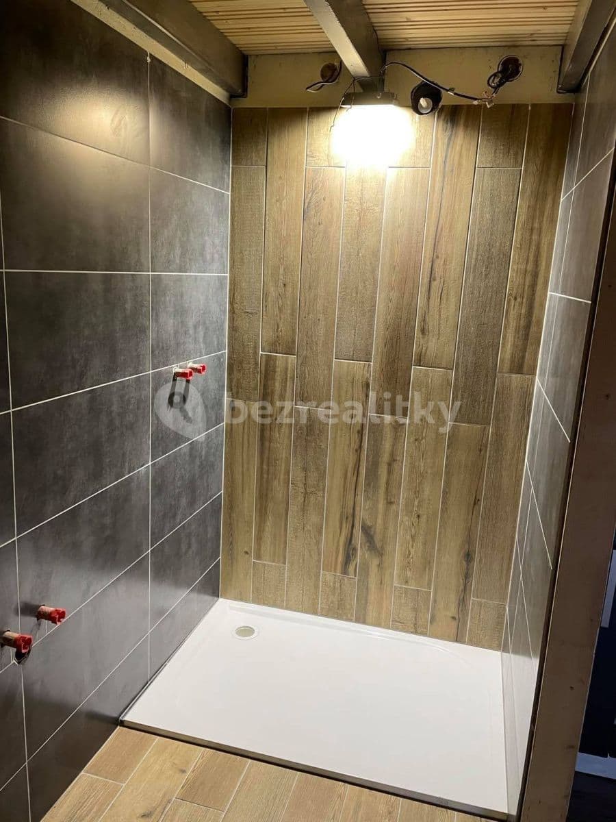 Pronájem bytu 1+kk 35 m², Rovinská, Řevnice, Středočeský kraj Pronájem bytu 1+kk 35 m², Rovinská, Řevnice, Středočeský kraj