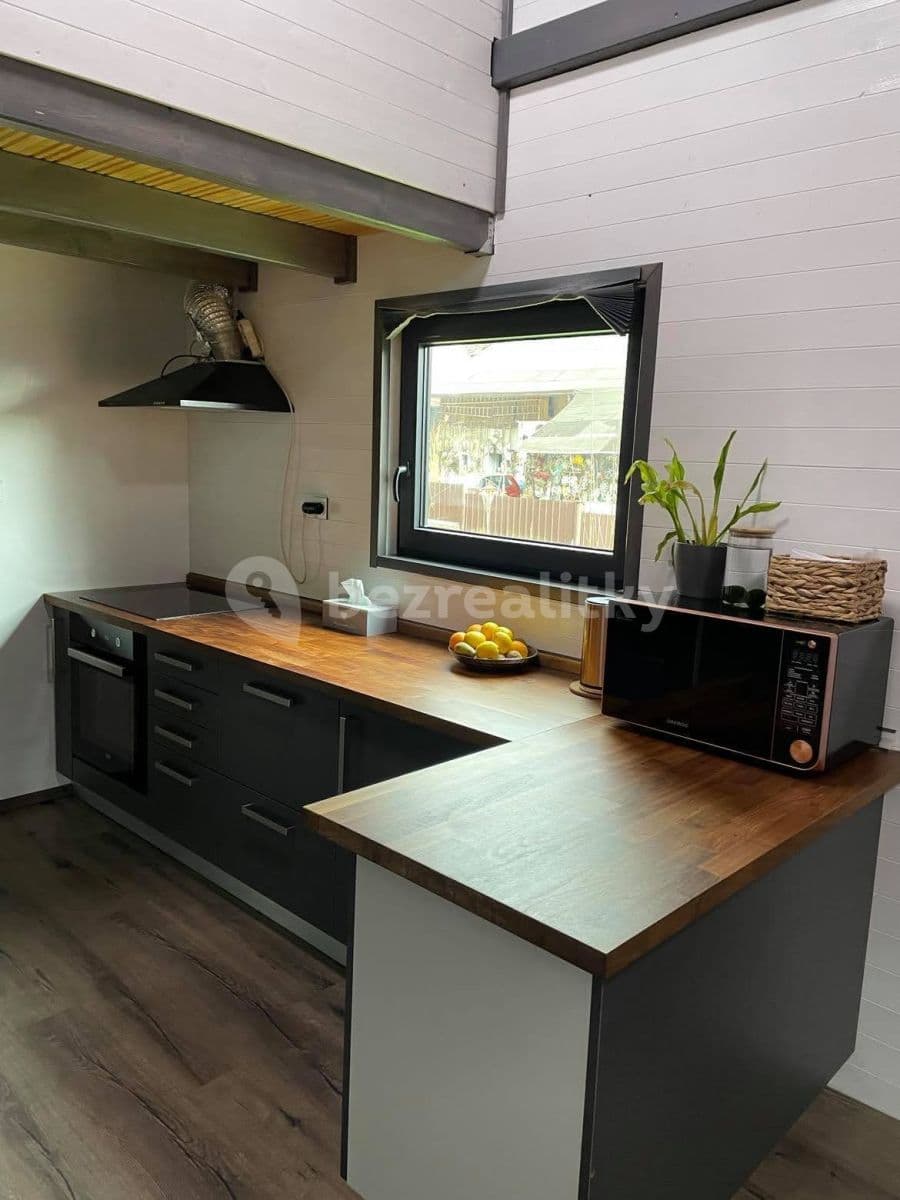 Pronájem bytu 1+kk 35 m², Rovinská, Řevnice, Středočeský kraj Pronájem bytu 1+kk 35 m², Rovinská, Řevnice, Středočeský kraj