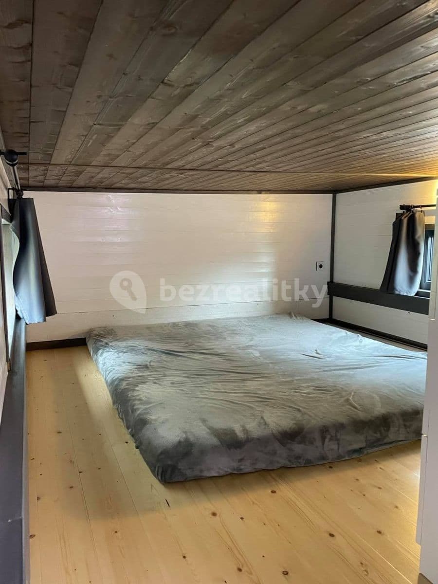 Pronájem bytu 1+kk 35 m², Rovinská, Řevnice, Středočeský kraj Pronájem bytu 1+kk 35 m², Rovinská, Řevnice, Středočeský kraj