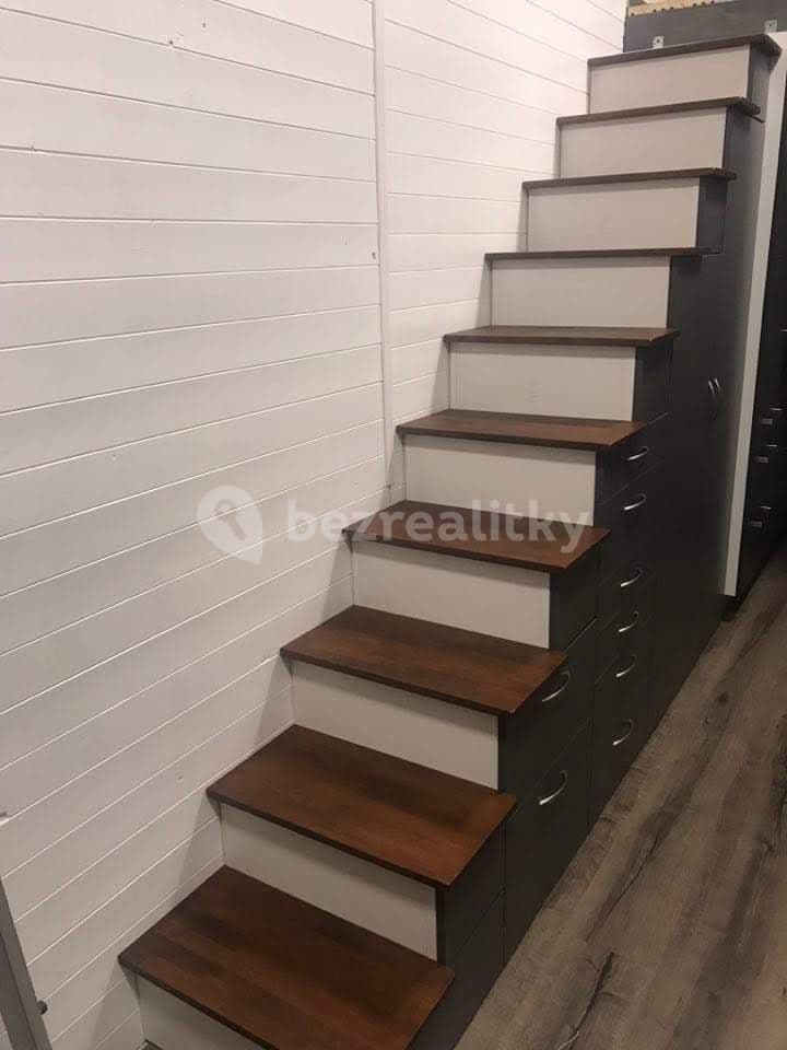 Pronájem bytu 1+kk 35 m², Rovinská, Řevnice, Středočeský kraj Pronájem bytu 1+kk 35 m², Rovinská, Řevnice, Středočeský kraj