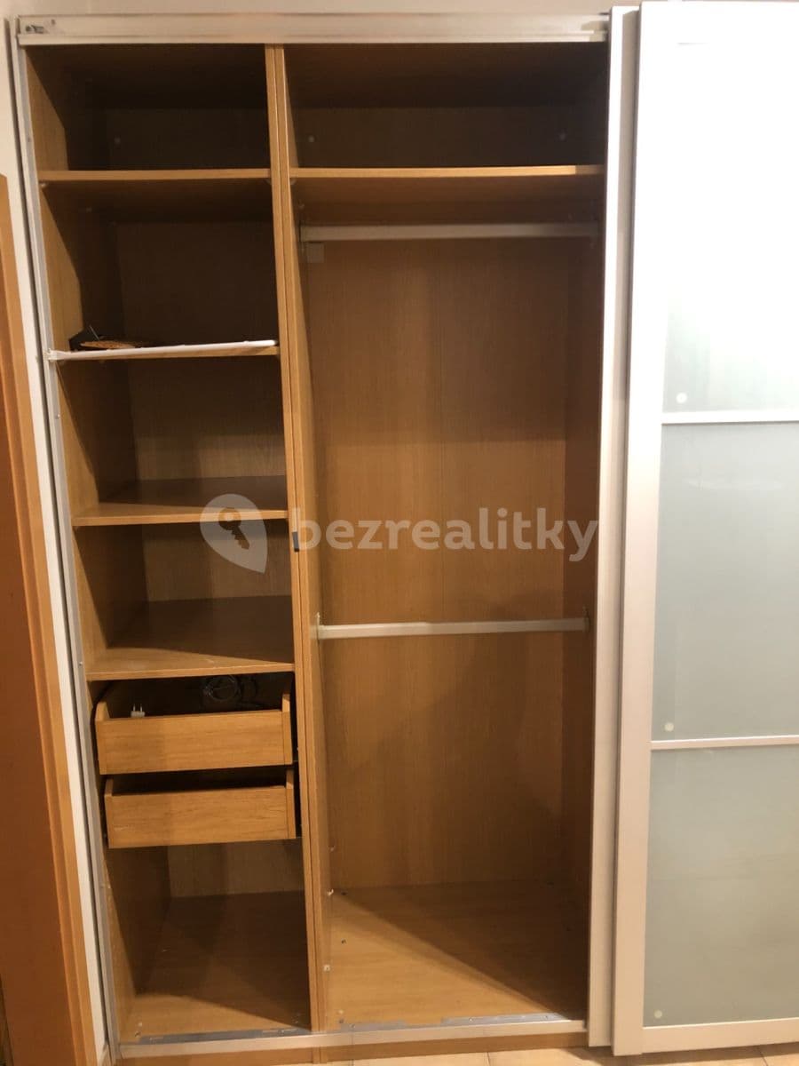 Pronájem bytu 2+kk 59 m², Pod Kavalírkou, Praha, Praha Pronájem bytu 2+kk 59 m², Pod Kavalírkou, Praha, Praha