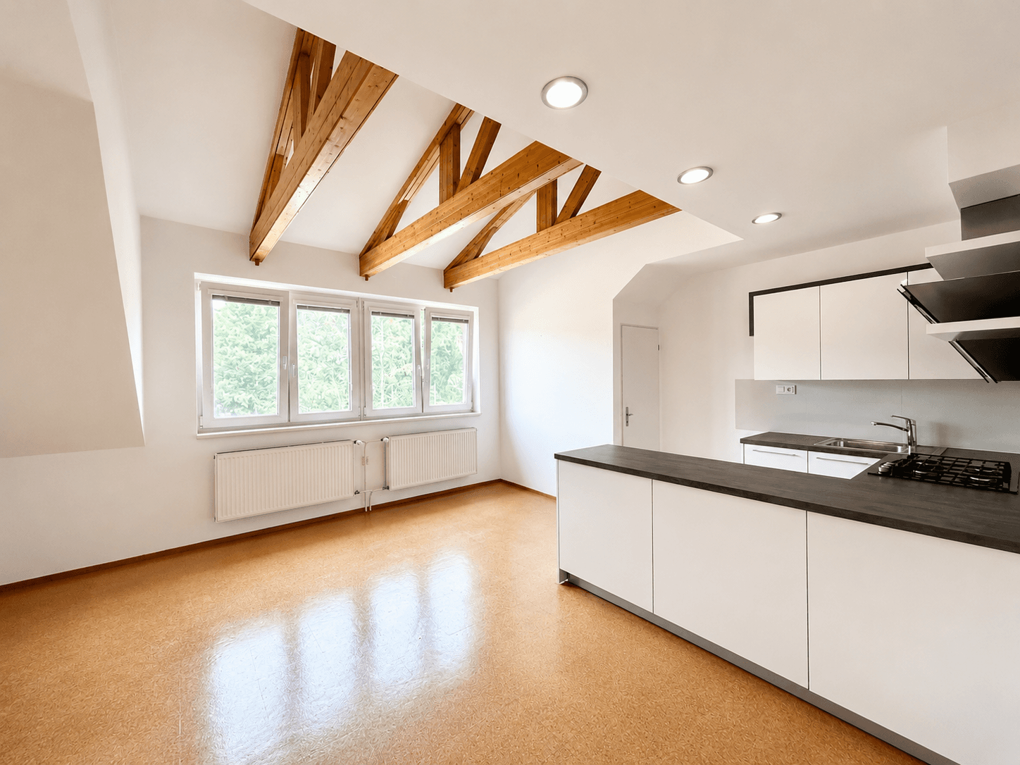 Pronájem domu 170 m², pozemek 141 m², Horova, Brno, Jihomoravský kraj Pronájem domu 170 m², pozemek 141 m², Horova, Brno, Jihomoravský kraj