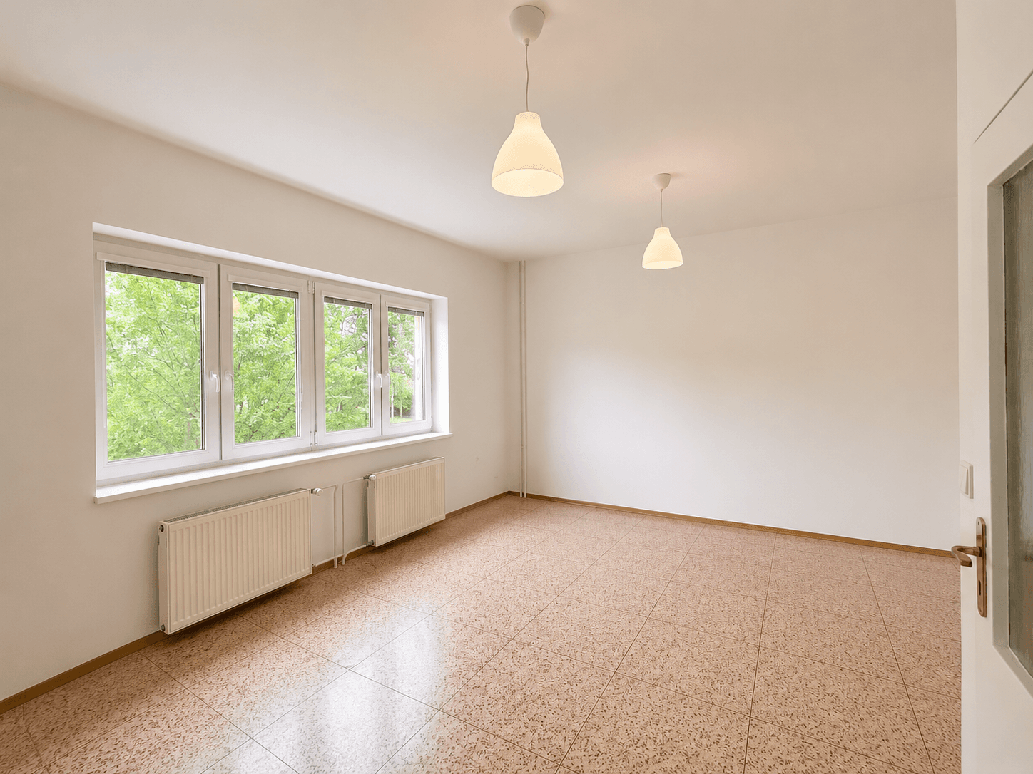 Pronájem domu 170 m², pozemek 141 m², Horova, Brno, Jihomoravský kraj Pronájem domu 170 m², pozemek 141 m², Horova, Brno, Jihomoravský kraj