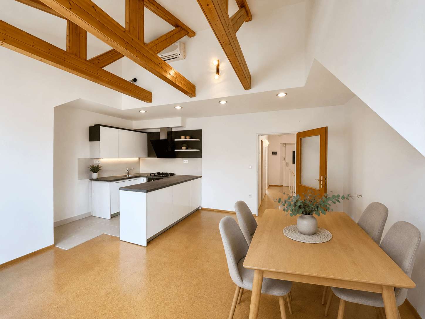 Pronájem domu 170 m², pozemek 141 m², Horova, Brno, Jihomoravský kraj Pronájem domu 170 m², pozemek 141 m², Horova, Brno, Jihomoravský kraj