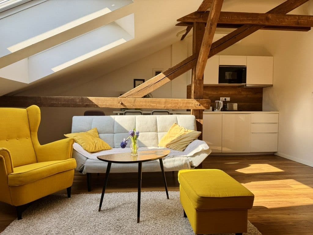 Pronájem bytu 34 m², Bulharská, Praha, Praha Pronájem bytu 34 m², Bulharská, Praha, Praha