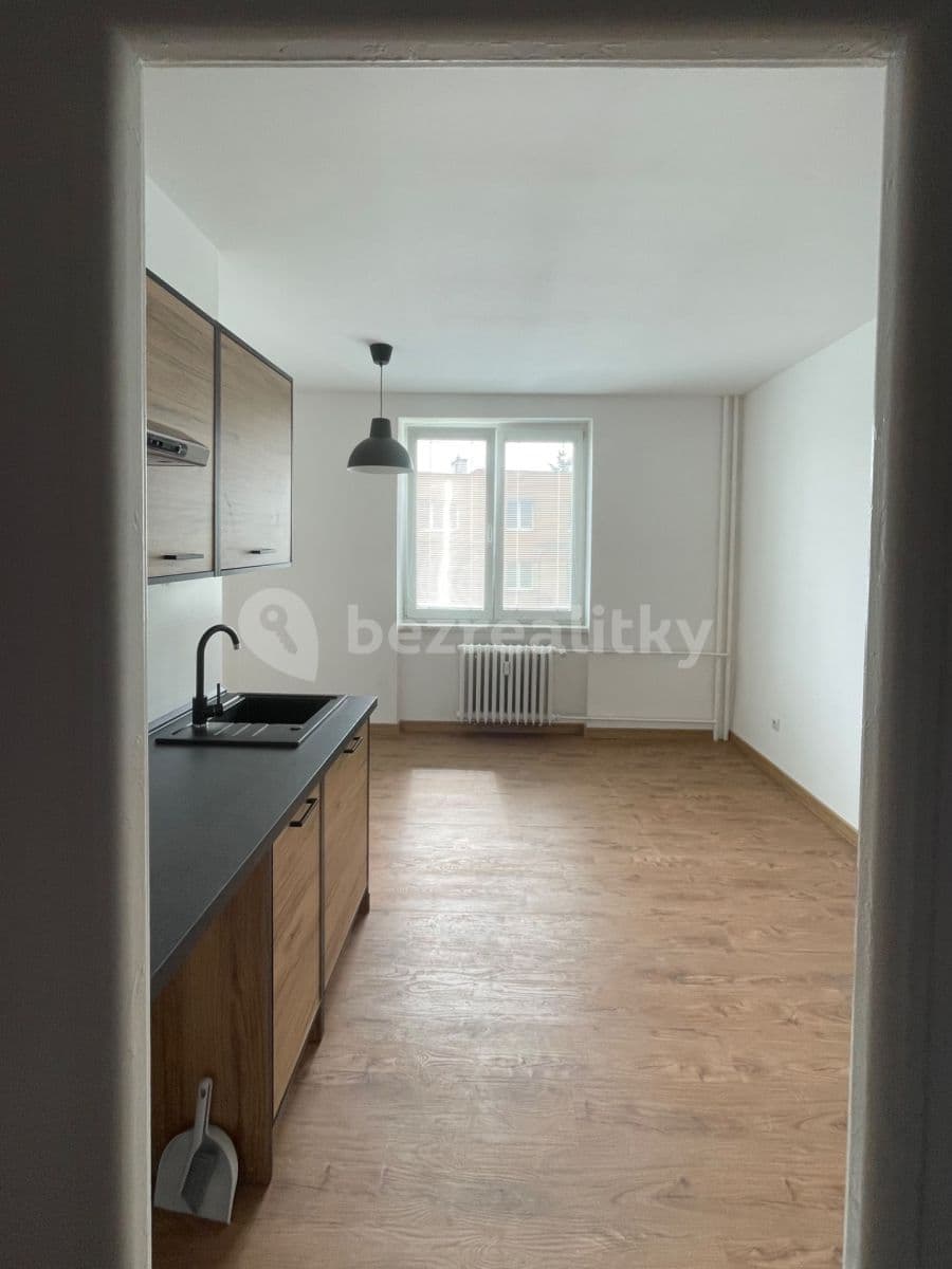 Pronájem bytu 1+kk 20 m², Hálkova, Havířov, Moravskoslezský kraj Pronájem bytu 1+kk 20 m², Hálkova, Havířov, Moravskoslezský kraj