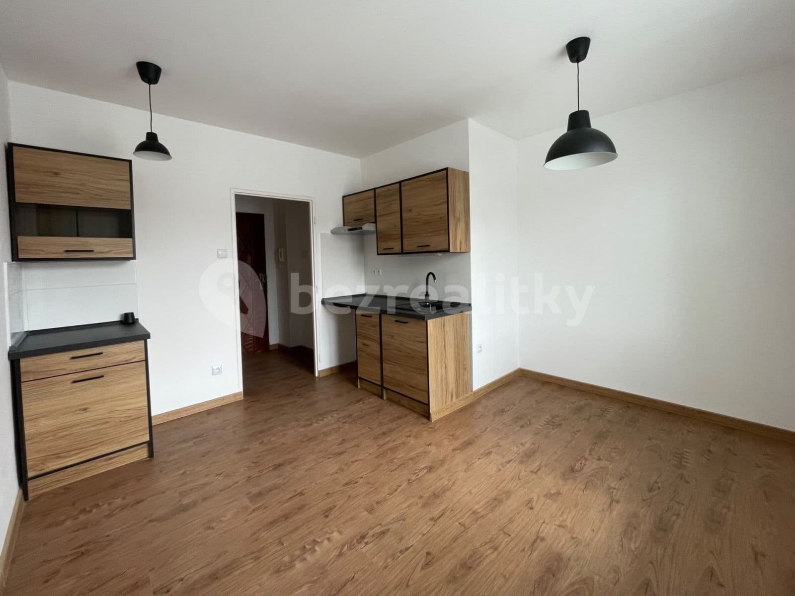 Pronájem bytu 1+kk 20 m², Hálkova, Havířov, Moravskoslezský kraj Pronájem bytu 1+kk 20 m², Hálkova, Havířov, Moravskoslezský kraj