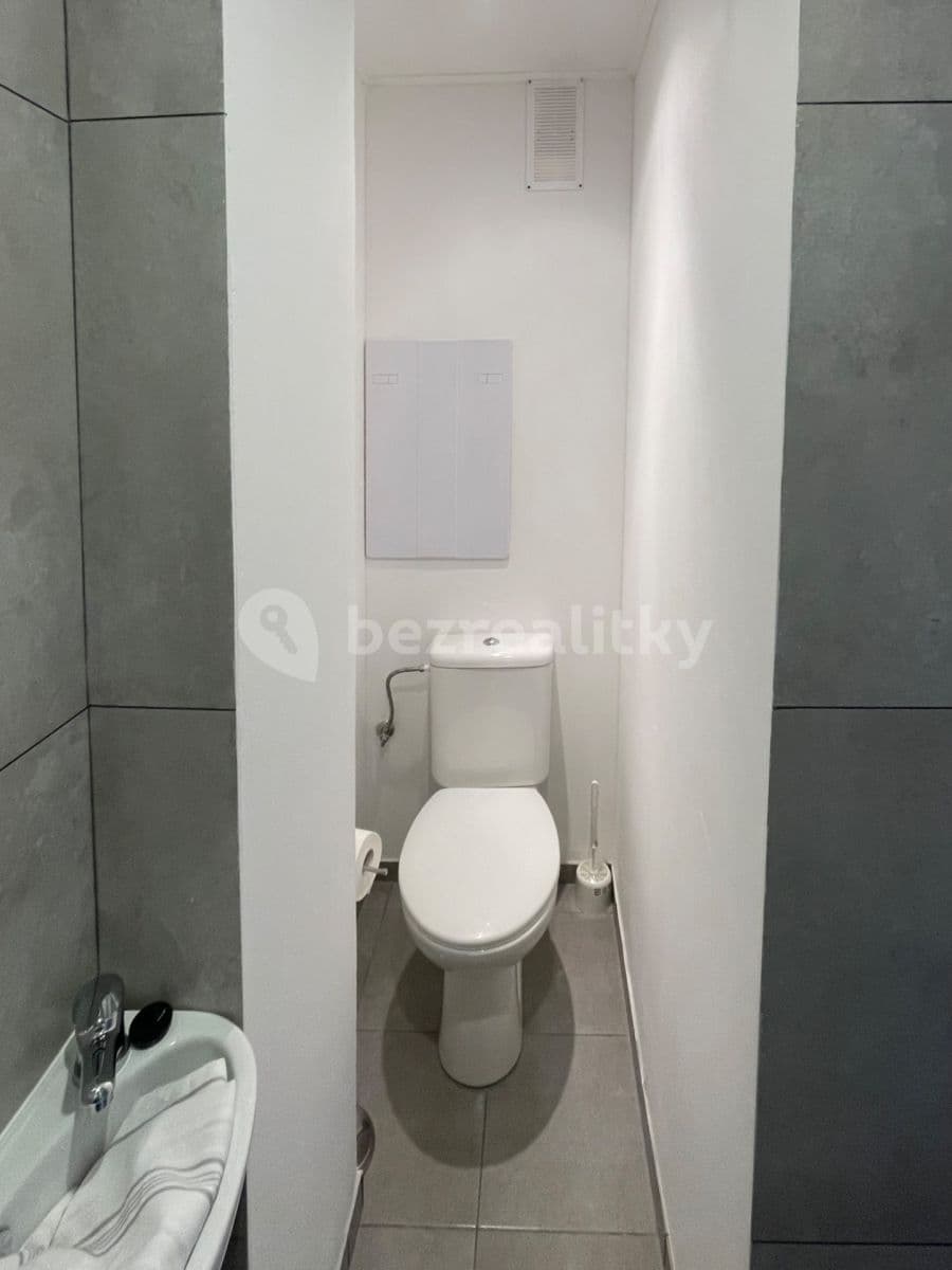 Pronájem bytu 1+kk 20 m², Hálkova, Havířov, Moravskoslezský kraj Pronájem bytu 1+kk 20 m², Hálkova, Havířov, Moravskoslezský kraj