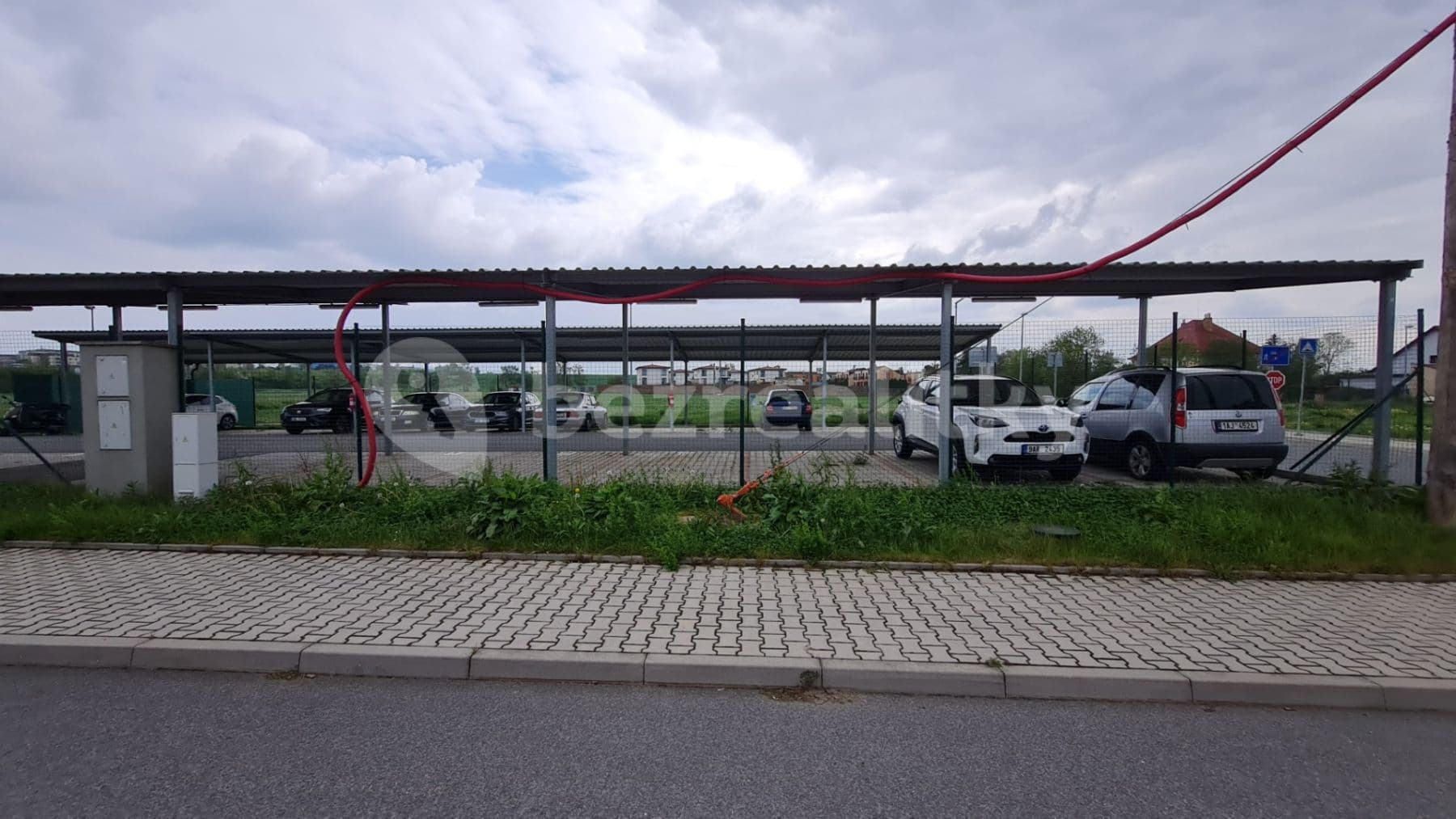 Pronájem garáže 10 m², Želetická, Praha, Praha Pronájem garáže 10 m², Želetická, Praha, Praha