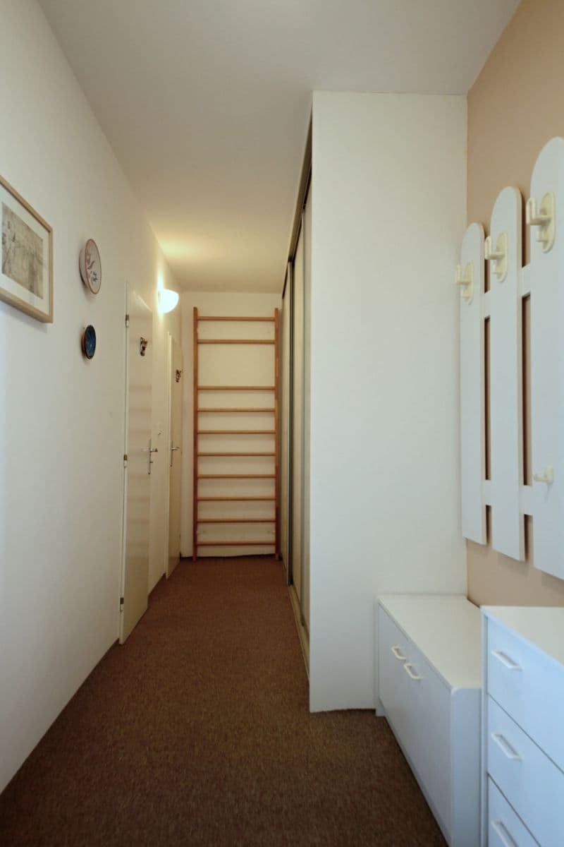 Pronájem bytu 60 m², U Sluncové, Praha, Praha Pronájem bytu 60 m², U Sluncové, Praha, Praha