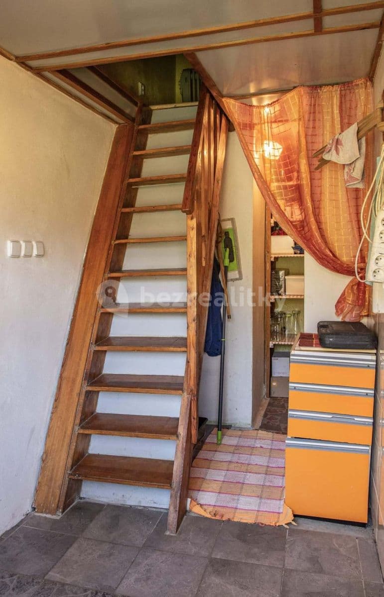 Pronájem chaty, chalupy, Pelhřimov, Kraj Vysočina Pronájem chaty, chalupy, Pelhřimov, Kraj Vysočina