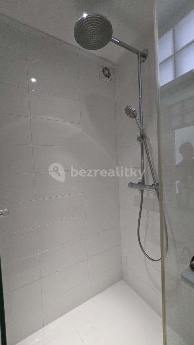 Pronájem bytu 2+1 51 m², Pavlovská, Praha, Praha Pronájem bytu 2+1 51 m², Pavlovská, Praha, Praha