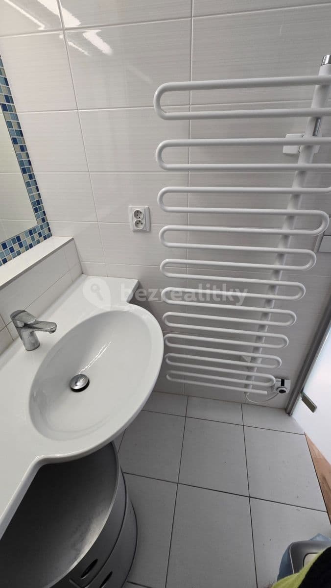 Pronájem bytu 2+1 51 m², Pavlovská, Praha, Praha Pronájem bytu 2+1 51 m², Pavlovská, Praha, Praha