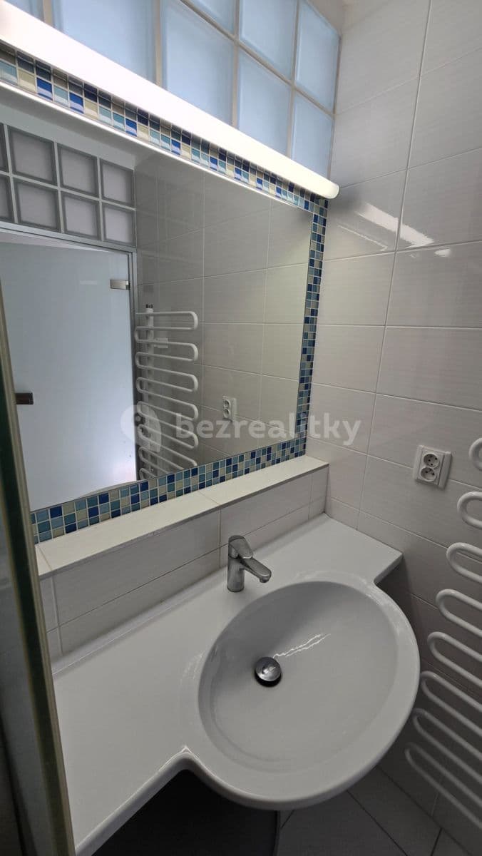 Pronájem bytu 2+1 51 m², Pavlovská, Praha, Praha Pronájem bytu 2+1 51 m², Pavlovská, Praha, Praha