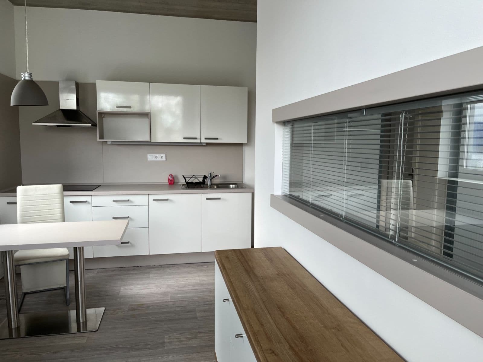 Pronájem bytu 2+kk 45 m², U Uhříněveské obory, Praha, Praha Pronájem bytu 2+kk 45 m², U Uhříněveské obory, Praha, Praha